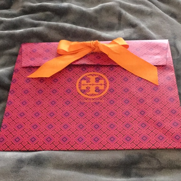 Empty Tory Burch shopping bag - Picture 1 of 2
